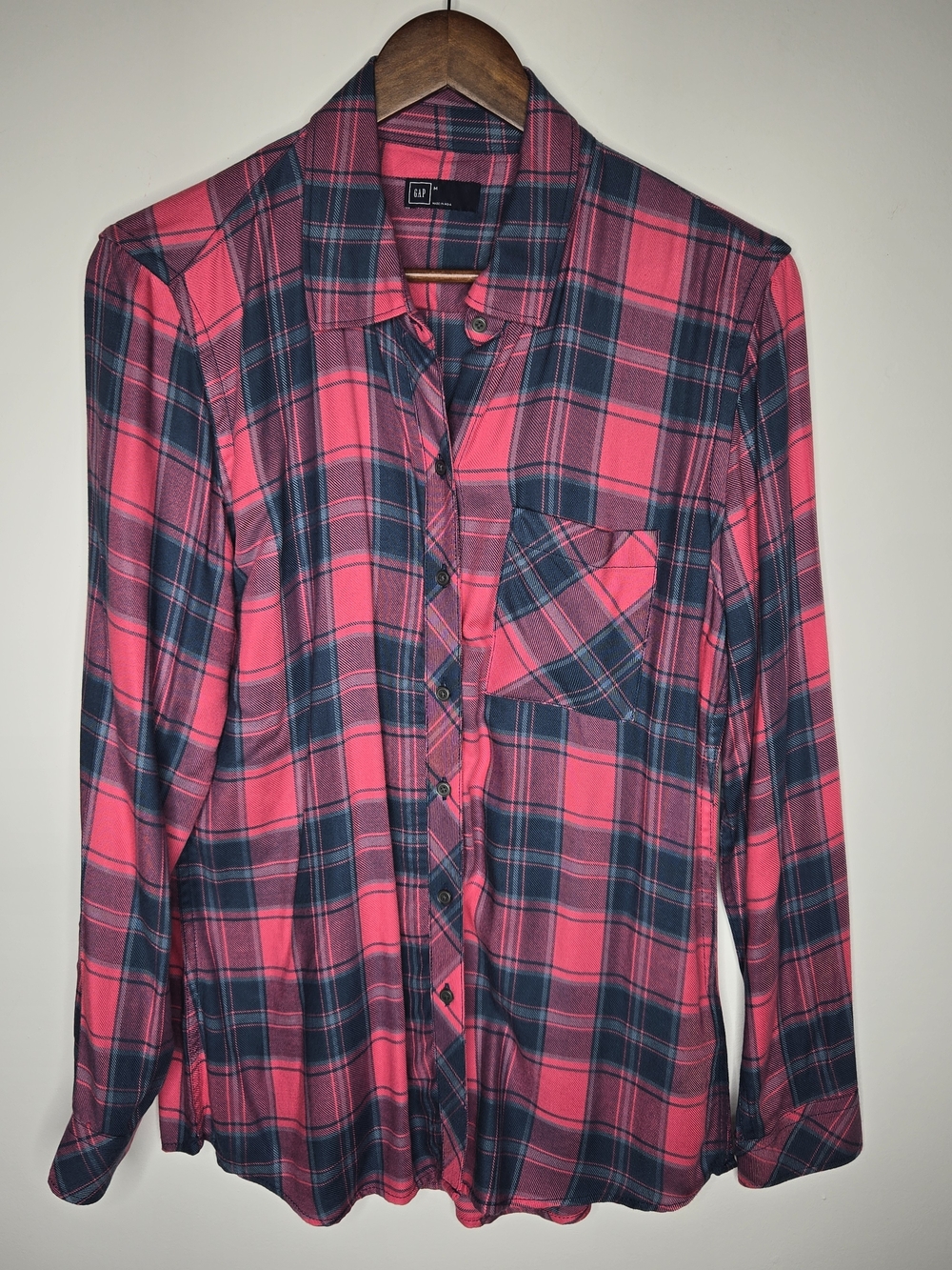 GAP Pink Navy Blue Plaid Flannel Button Down Shirt Long Sleeve Boyfriend M